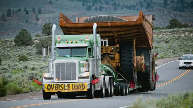 How Much Do Oversized Load Drivers Make