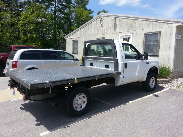 How Much Does It Cost to Put a Flatbed on a Truck