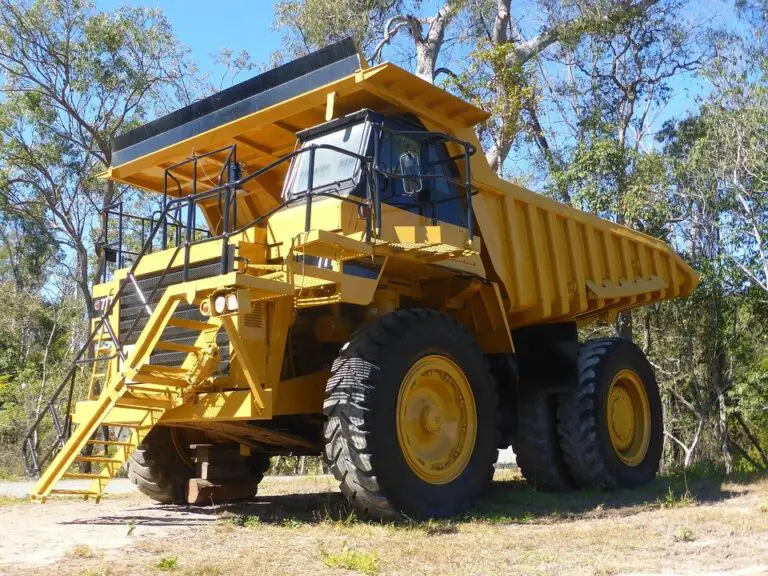 How to Buy a Dump Truck