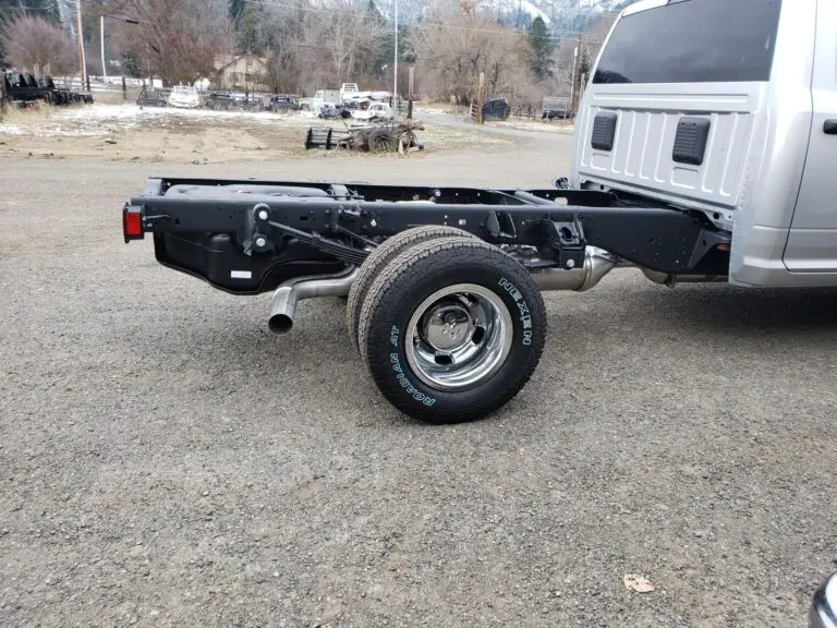 How to Put a Flatbed on a Truck