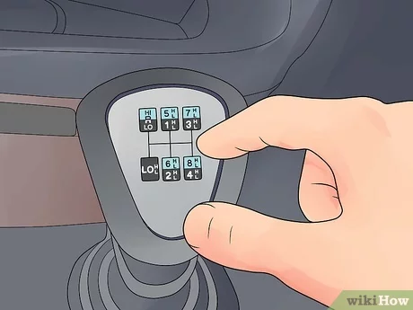 How to Put a Semi Truck in Reverse