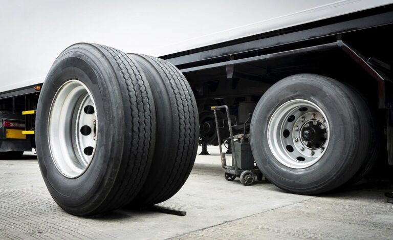 How to Remove Semi Truck Tires