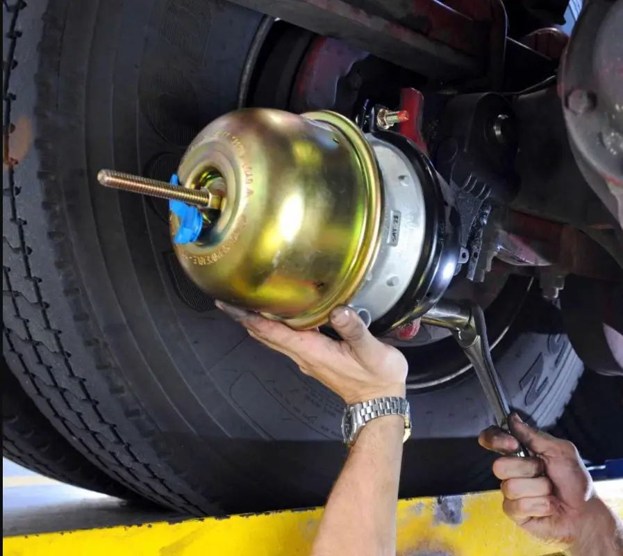 How to Replace a Brake Chamber • The Truck How