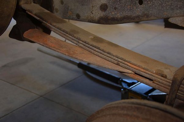 Is It Safe to Drive a Truck With a Broken Leaf Spring